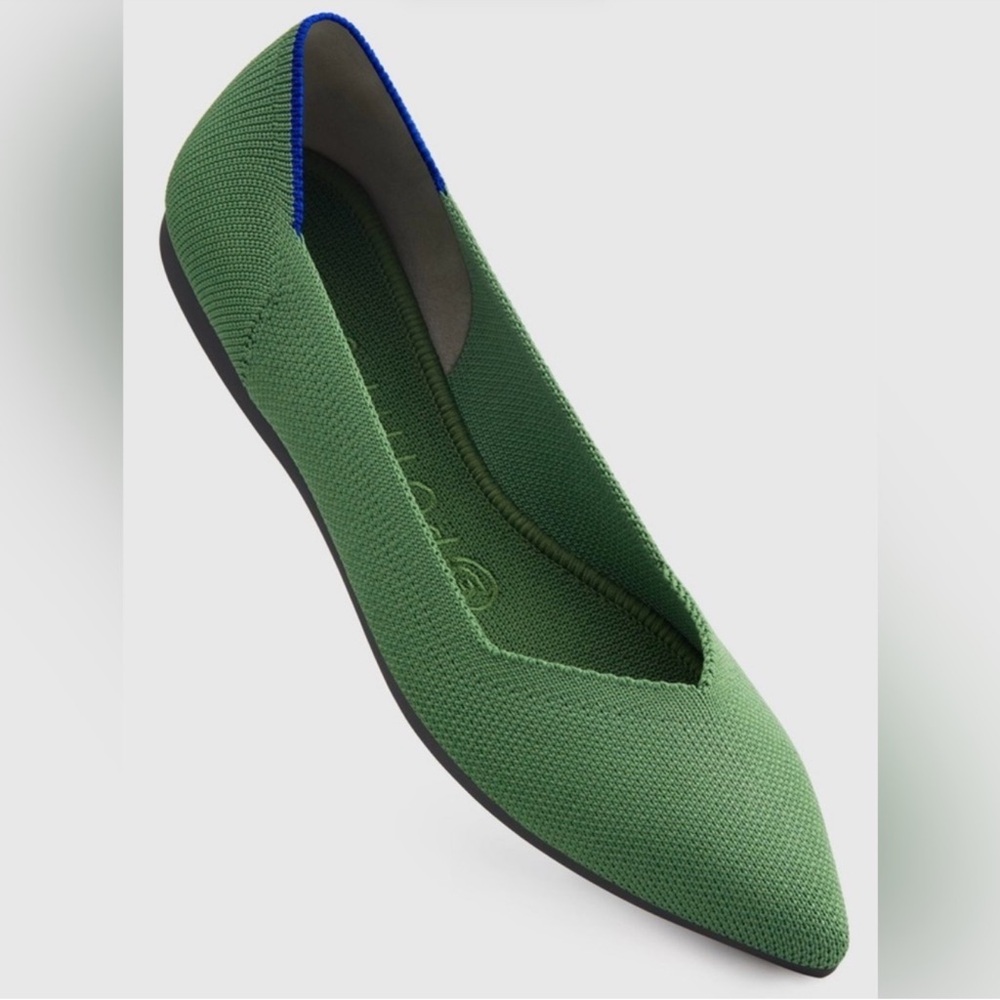 Rothy’s The Point Willow green Flats size 8 Washable! Sustainable! EUC